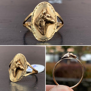 9ct Vintage Equestrian Ring,