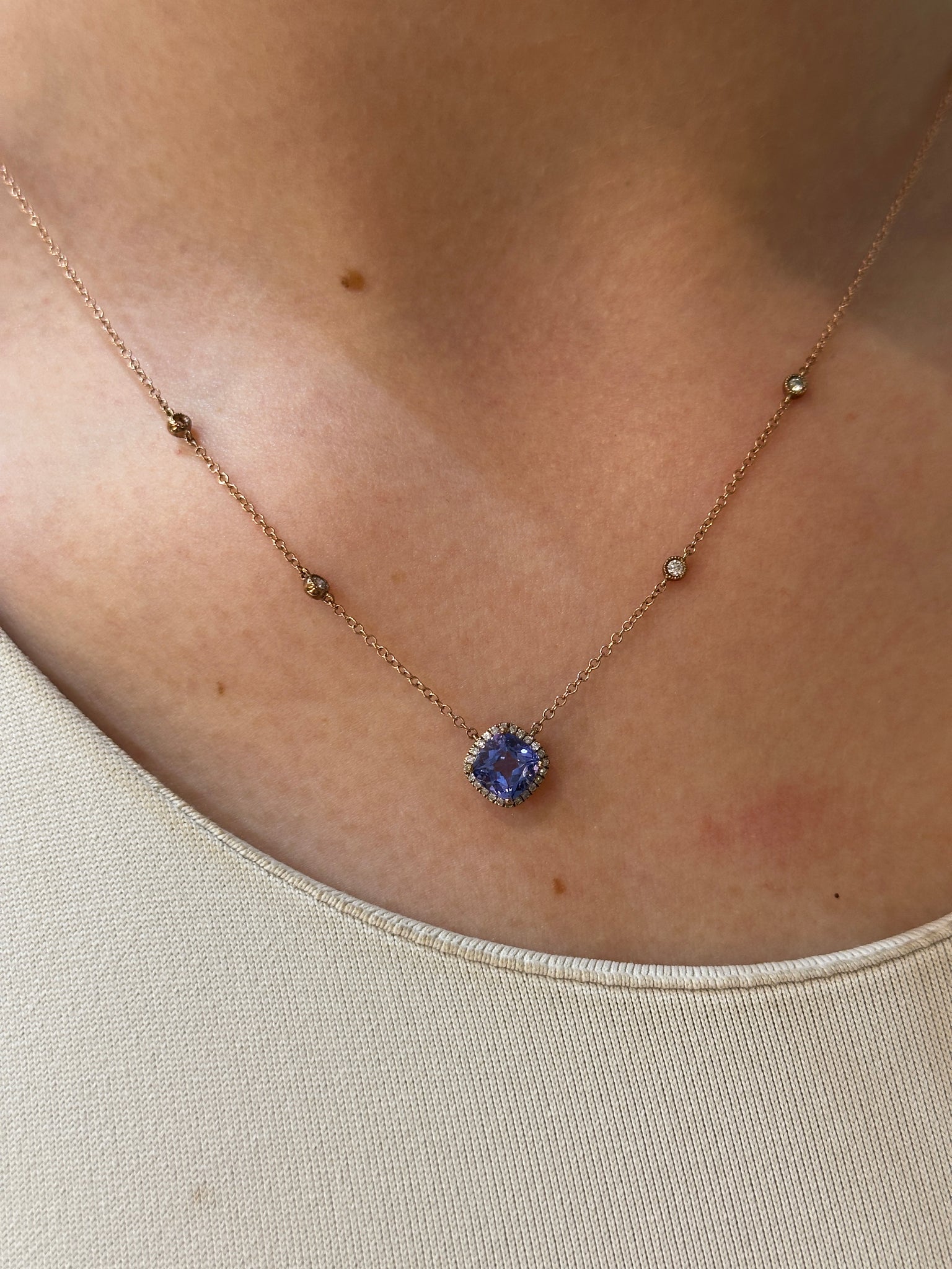 Tanzanite Pendant.