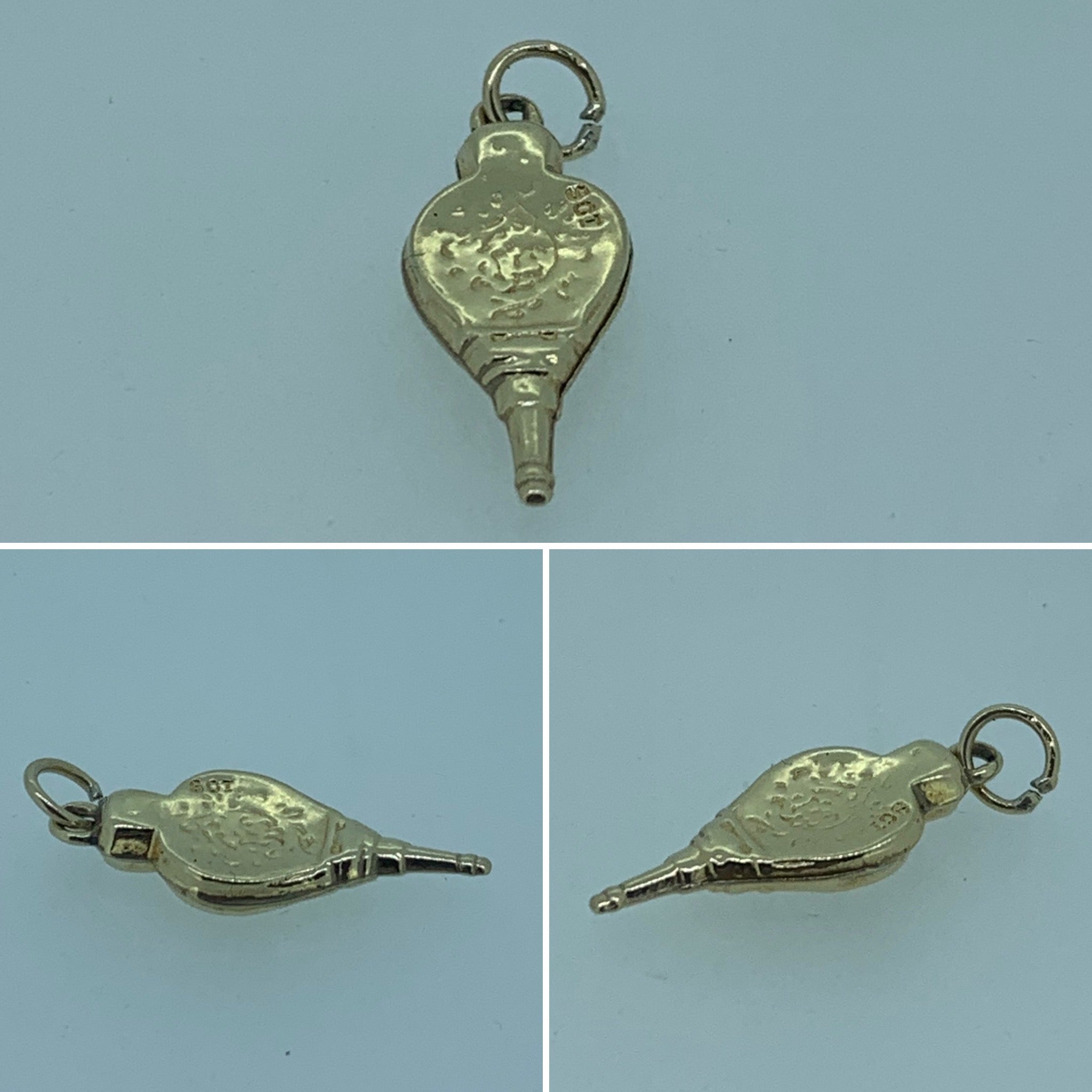 Gold Fan Charm