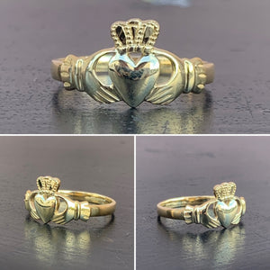 Small Gold Claddagh Ring