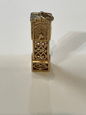 Vintage 9ct Gold Grand father clock charm