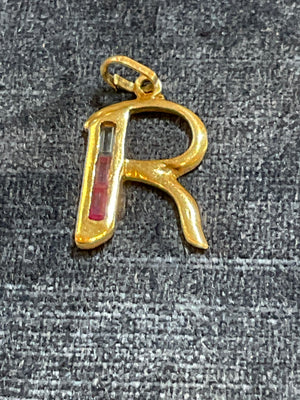 Vintage 9ct Gold letter “R” Charm